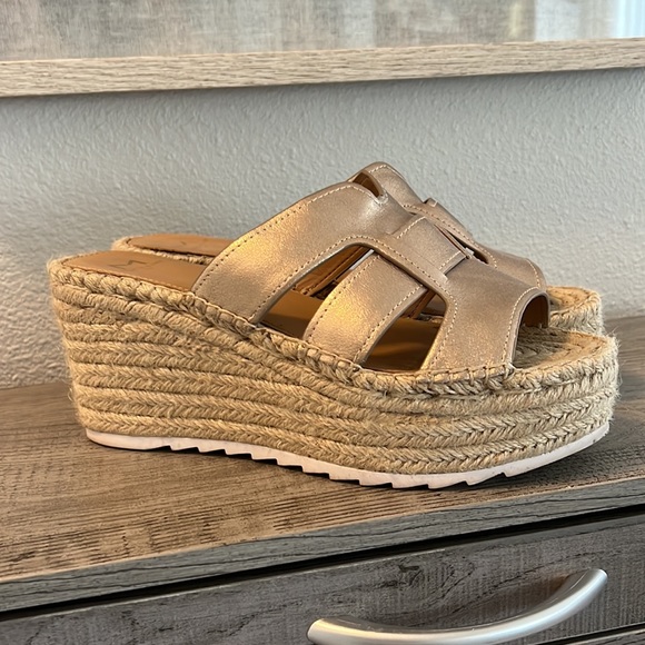 Marc Fisher Espadrilles Platform Shoes - Picture 2 of 3